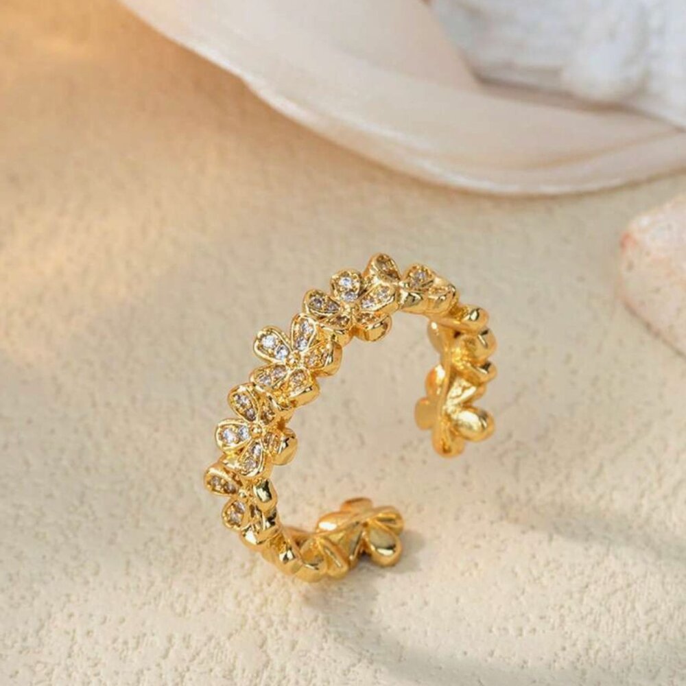 New to Posh C 💎 | Euro Style Minimalist 18k Gold Plated Zirconia Flower Ring - Picture 7 of 7